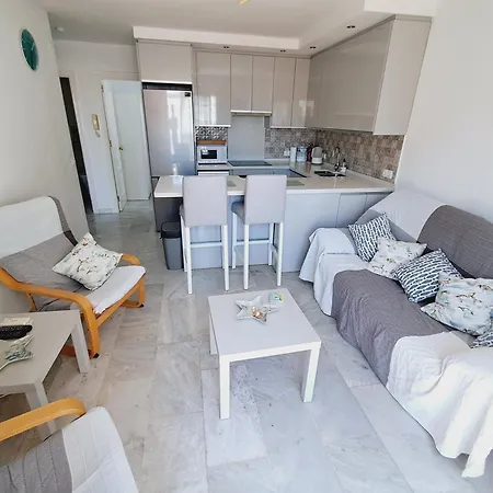 2 Bed With Pool Views Appartement Benalmádena
